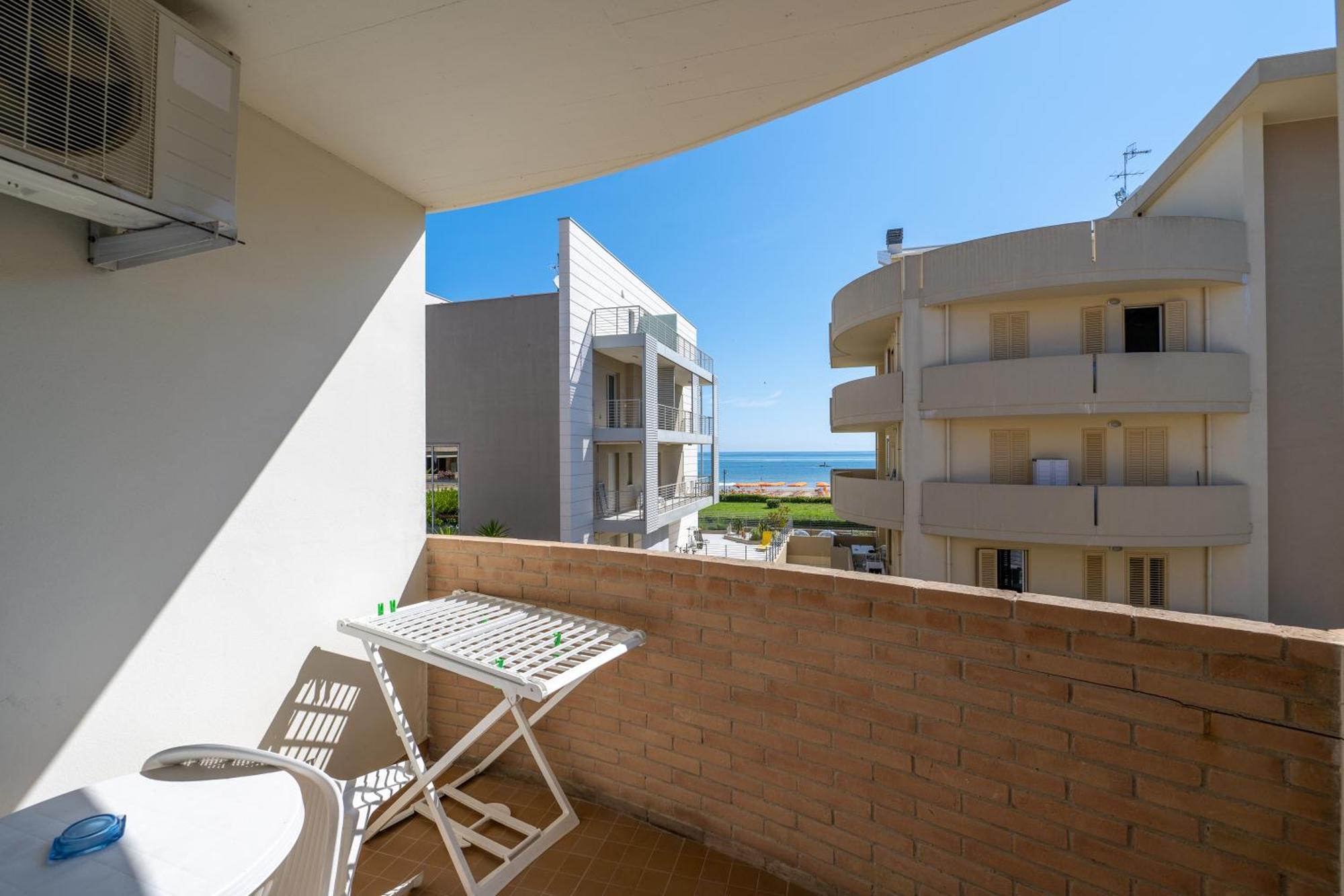 Di Matteo Hotel Roseto Degli Abruzzi Eksteriør bilde